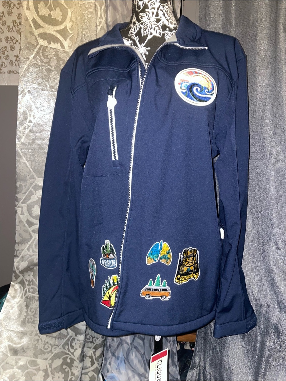 Navy Patch-Detail Softshell Jacket size large clique with camping theme patches